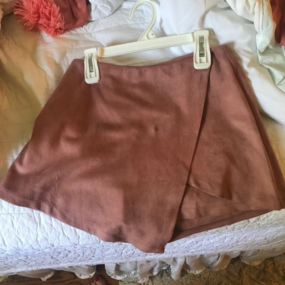 LF Luxxel Salmon Envelope Skort